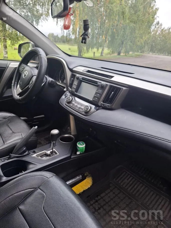Toyota Rav4 2014 photo 4