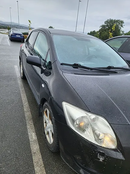 Toyota Auris 2009 photo 5