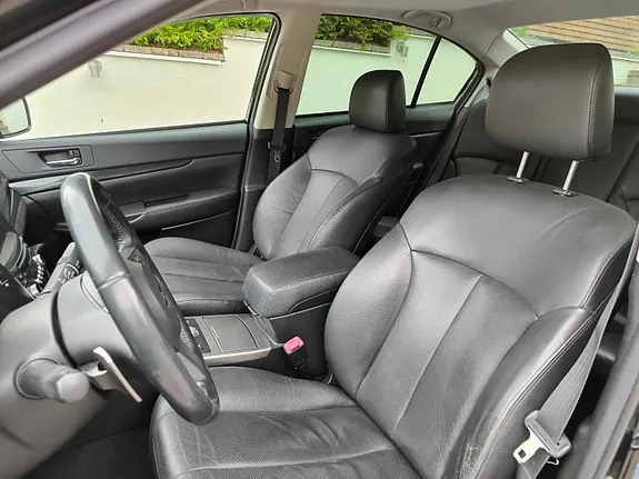 Subaru Legacy 2010 photo 4