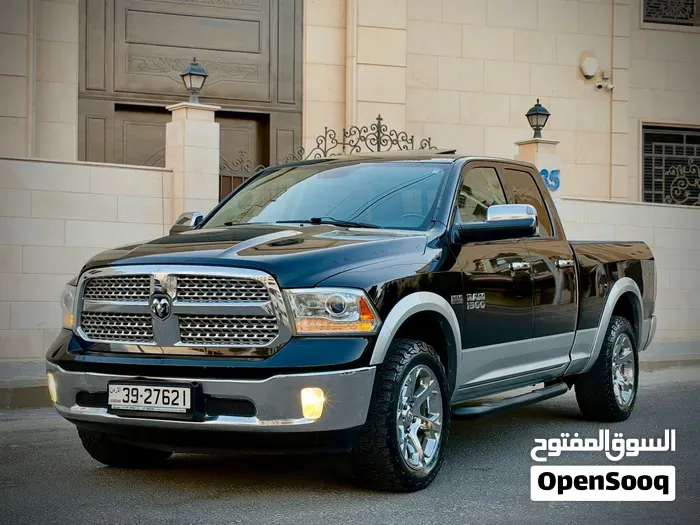 Dodge Ram Laramie 2013 photo 2