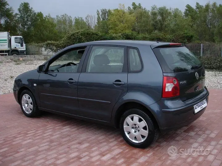 Volkswagen Polo 2005 photo 4