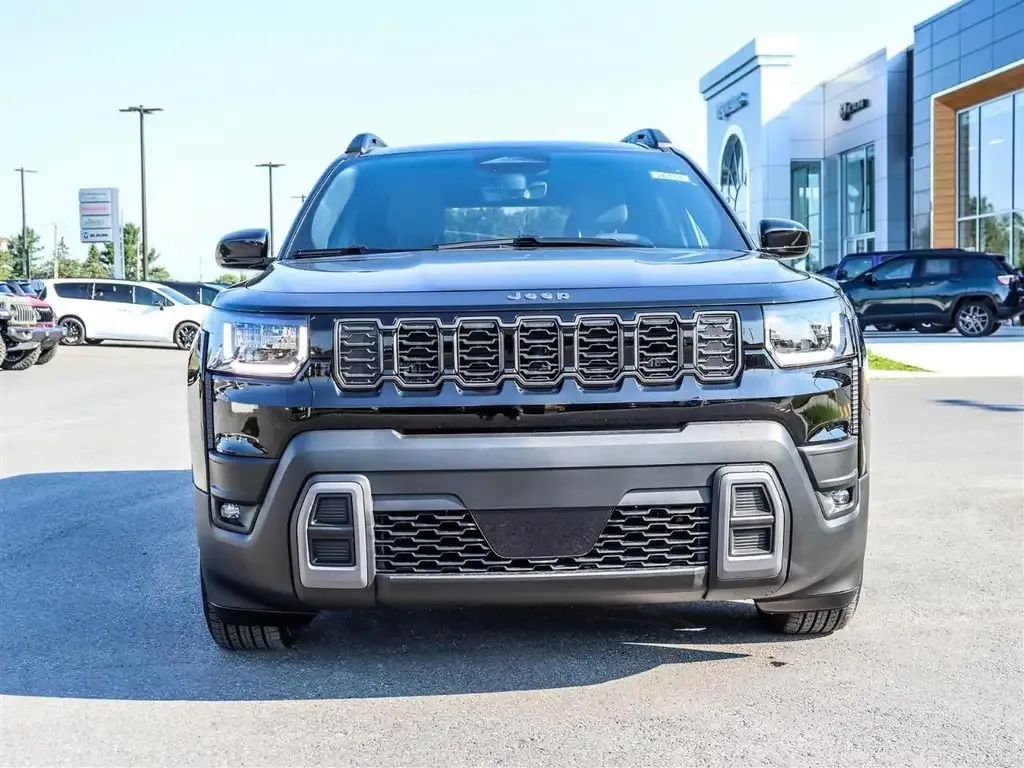 Jeep Cherokee 2026 photo 2