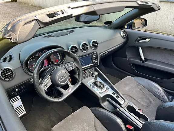 Audi Tt 2007 photo 4