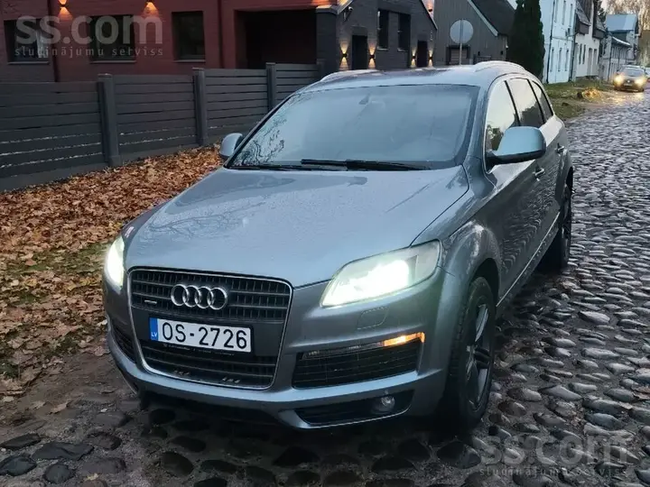 Audi Q7 2007 photo 4