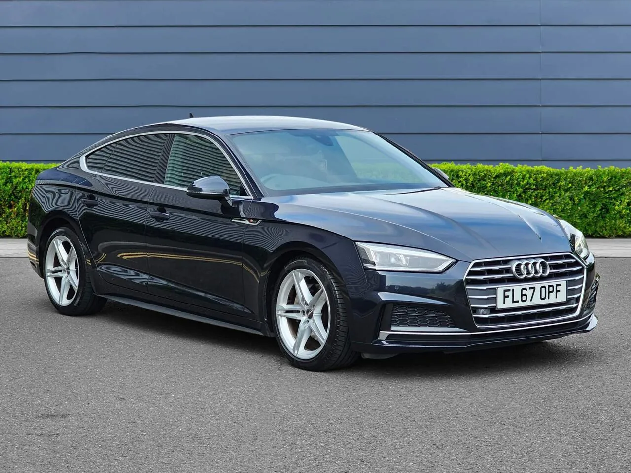 Audi A5 2017 photo 2
