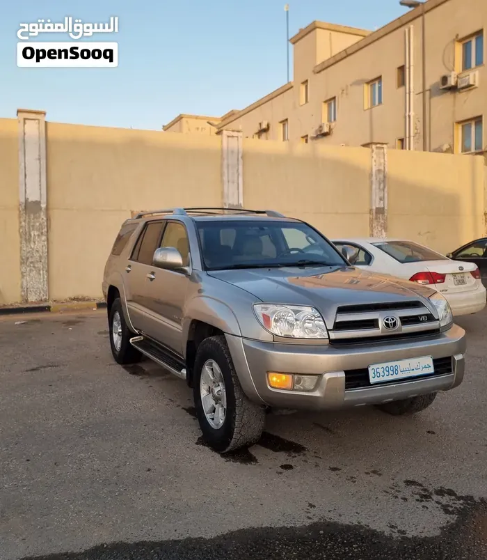 Toyota 4Runner 2004 photo 2
