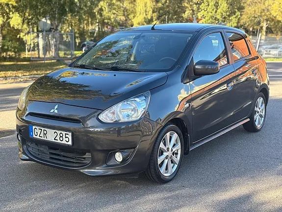 Mitsubishi Space Star 2013 photo 2
