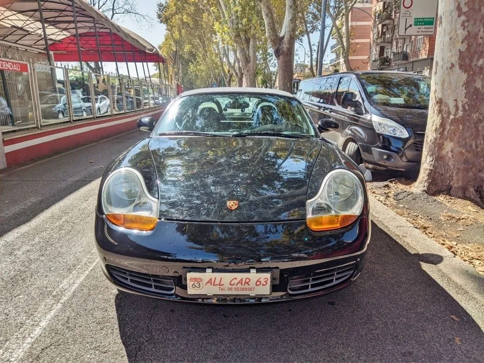 Porsche Boxster 1999 photo 2