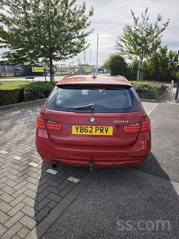BMW 320 2013 photo 4