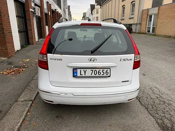 Hyundai I30 2010 photo 4