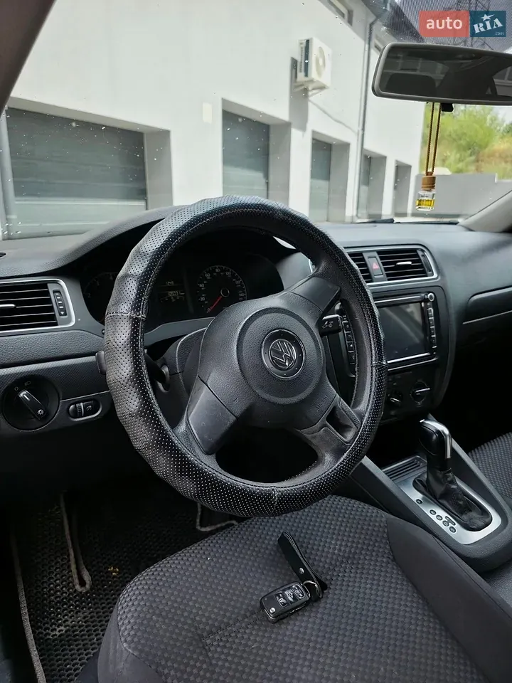 Volkswagen Jetta 2014 photo 5