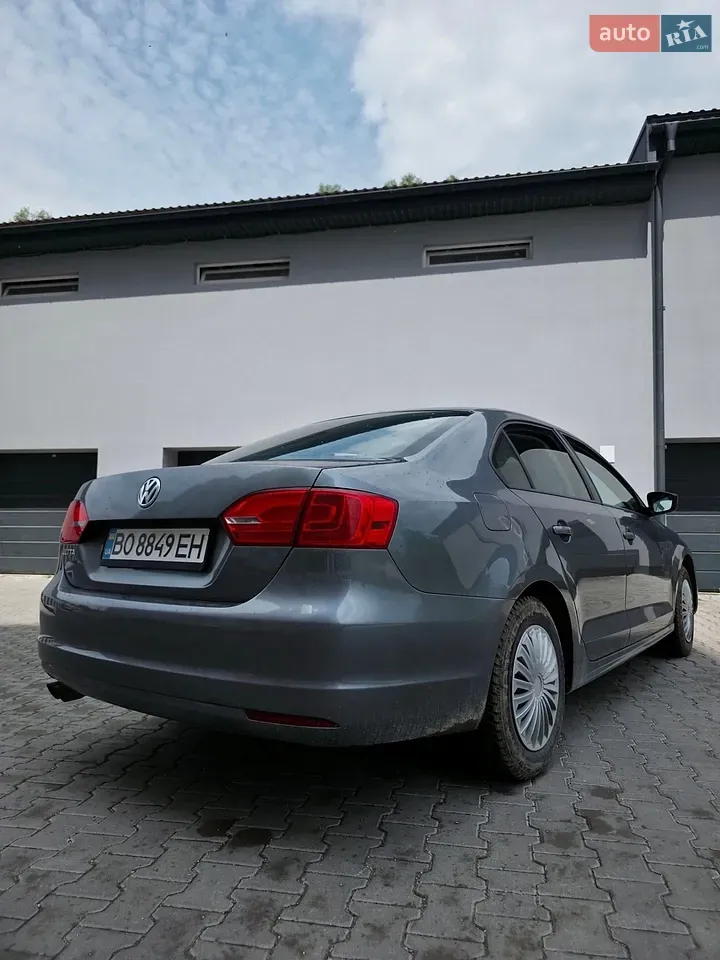 Volkswagen Jetta 2014 photo 3