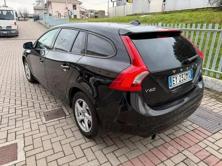Volvo V60 2014 photo 4