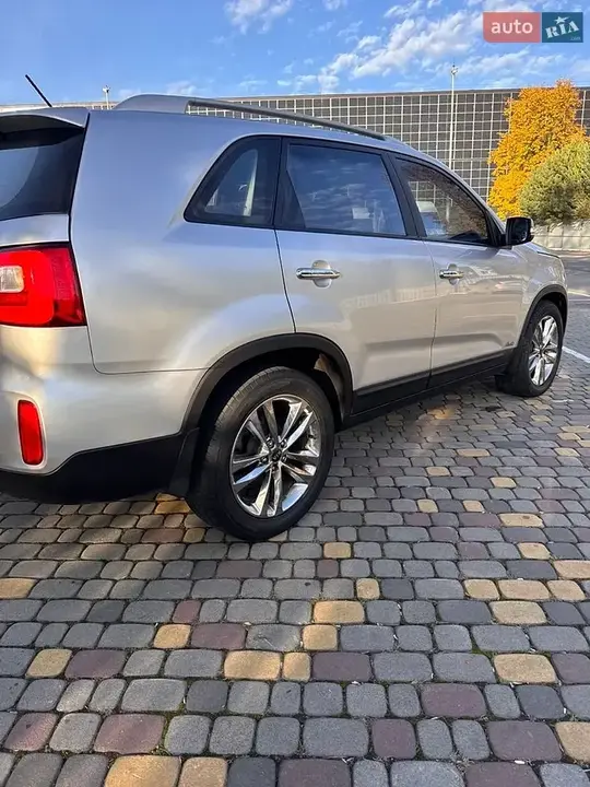 Kia Sorento 2013 photo 3