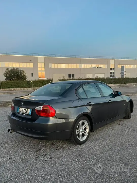 BMW 3 Series 2007 photo 4