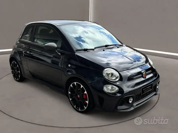 Abarth 595 2021 photo 2