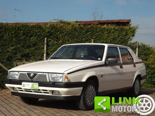 Alfa Romeo 75 1986 photo 3