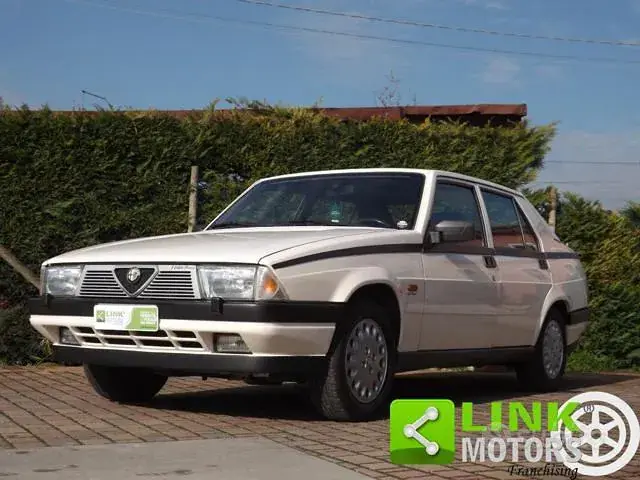 Alfa Romeo 75 1986 photo 2