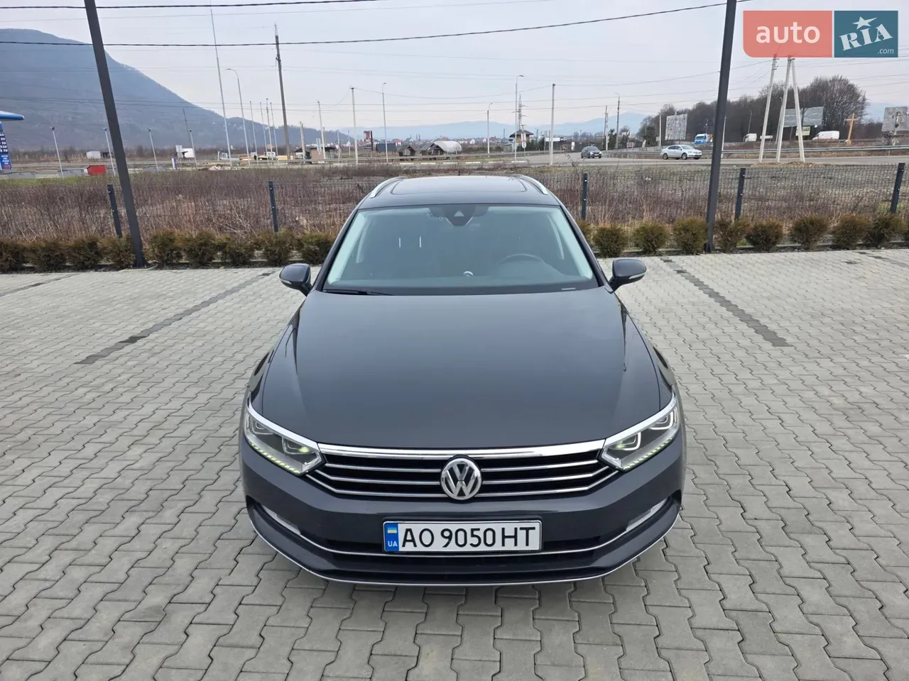 Volkswagen Passat 2017 photo 2