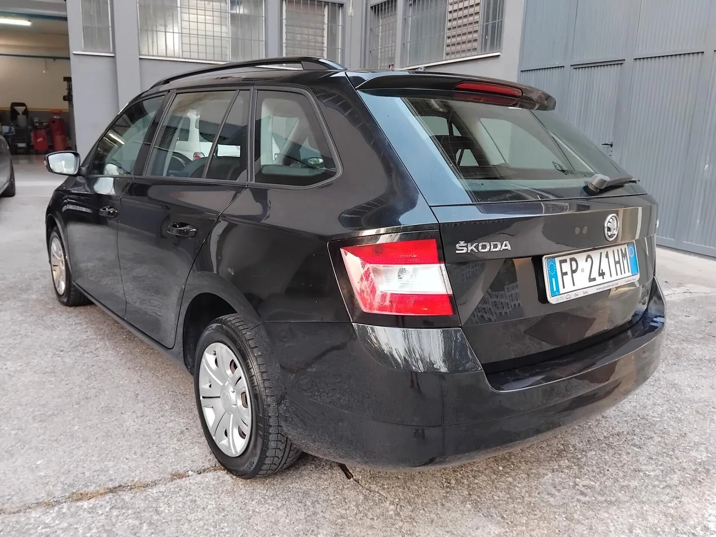 Skoda Fabia 2018 photo 2