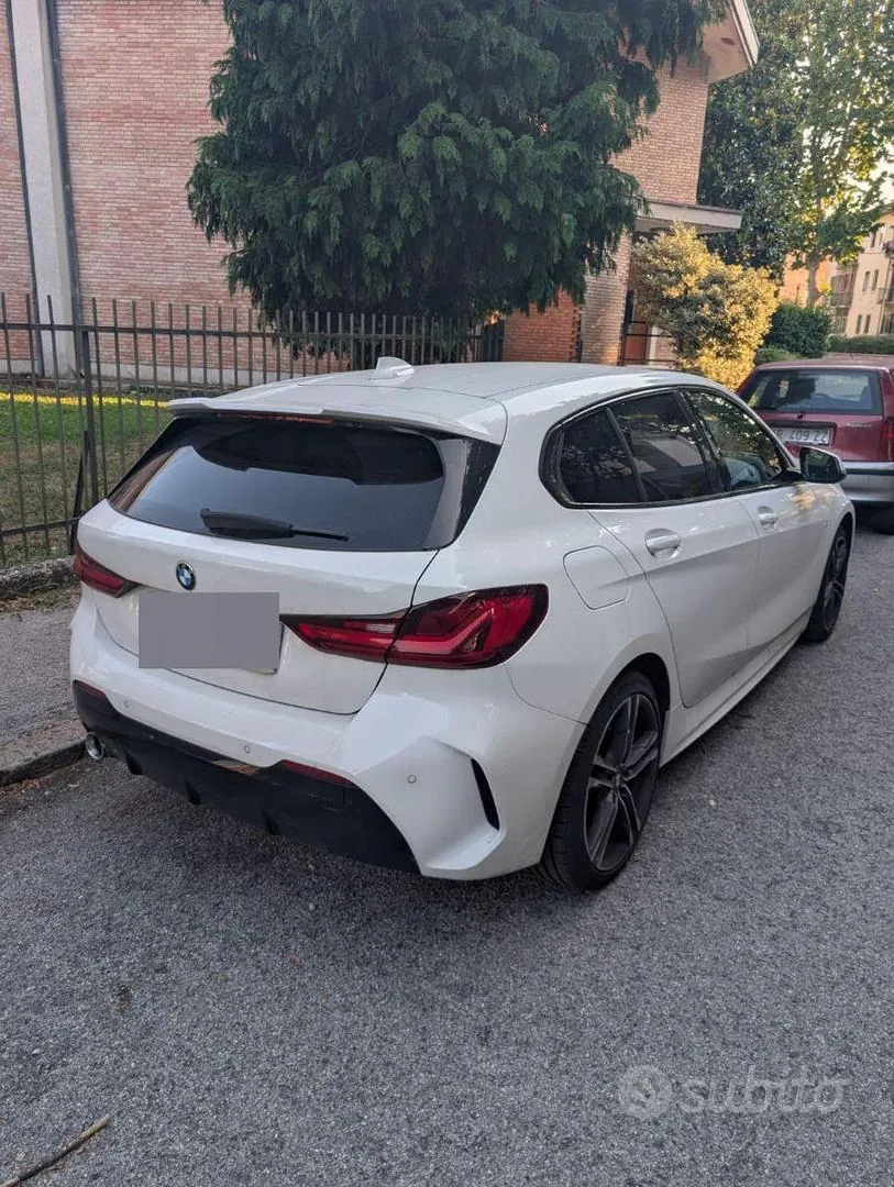 BMW 1 Series 2020 photo 2