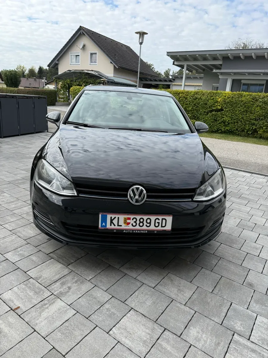 Volkswagen Golf 2013 photo 2