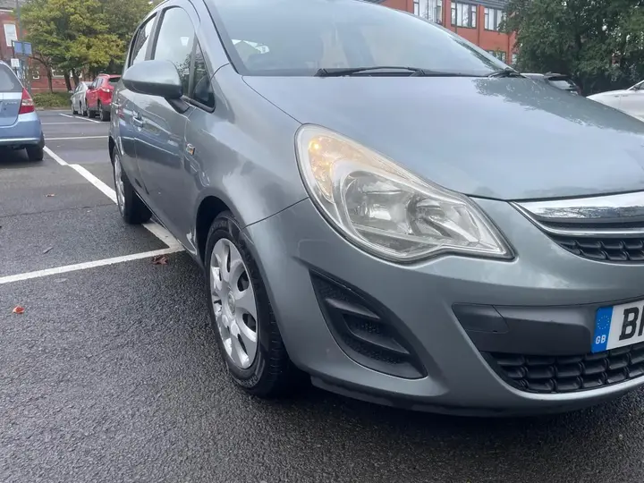 Vauxhall Corsa 2011 photo 4