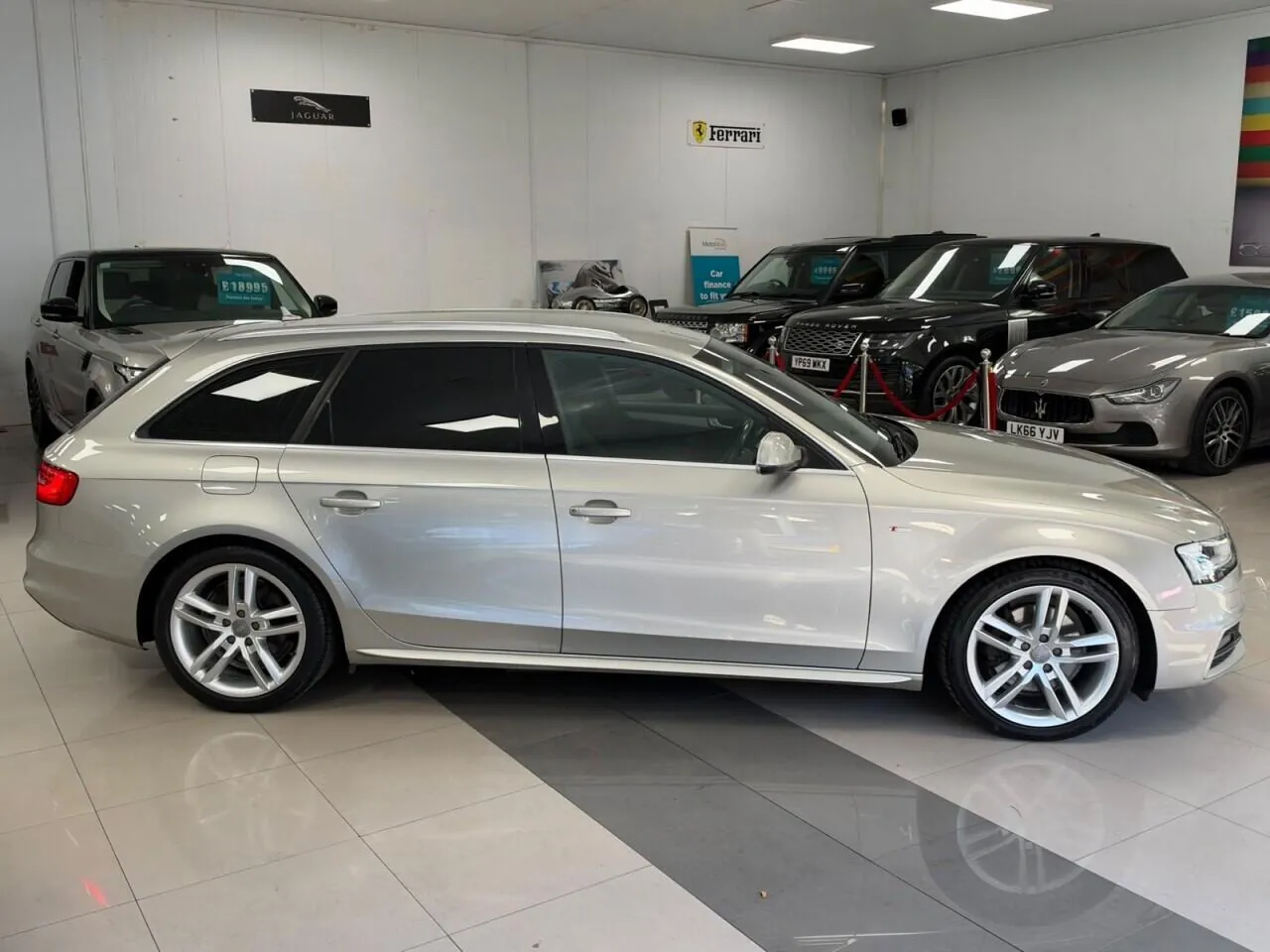 Audi A4 Avant 2015 photo 2