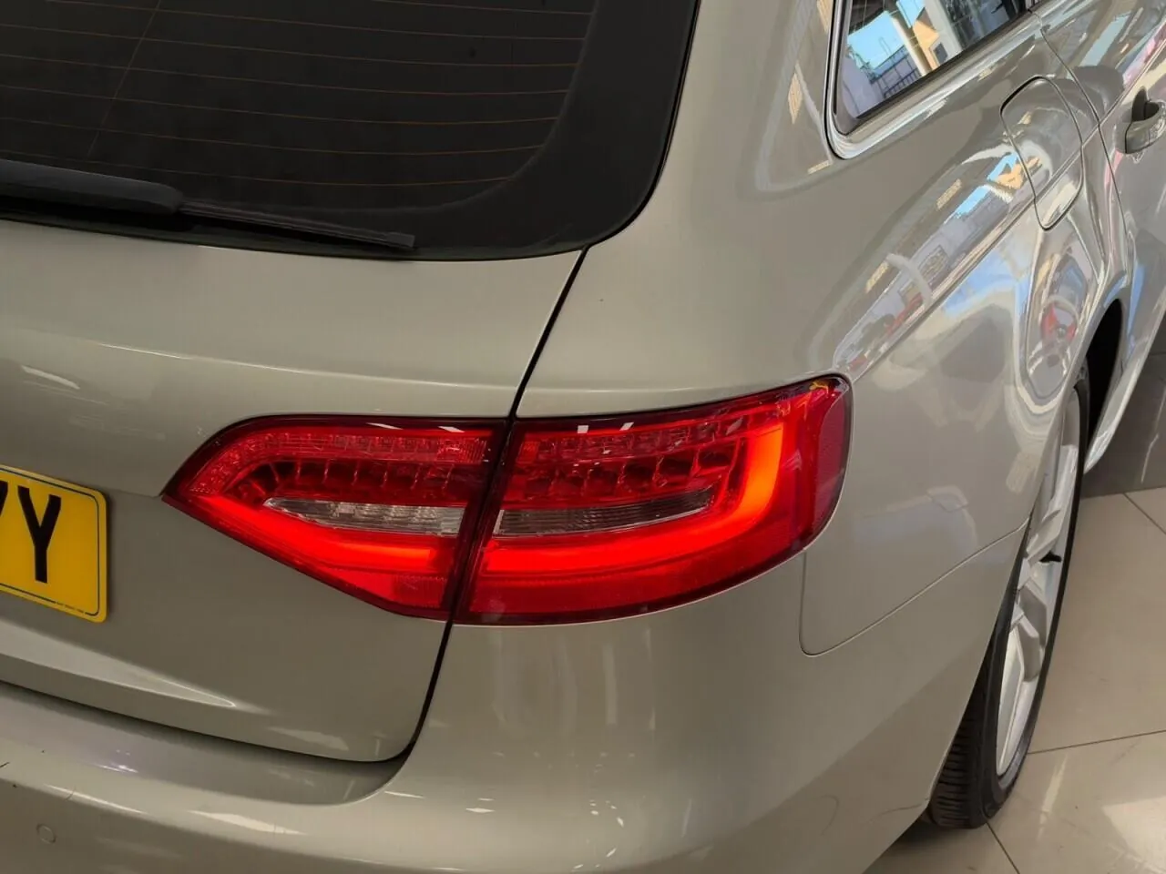 Audi A4 Avant 2015 photo 4