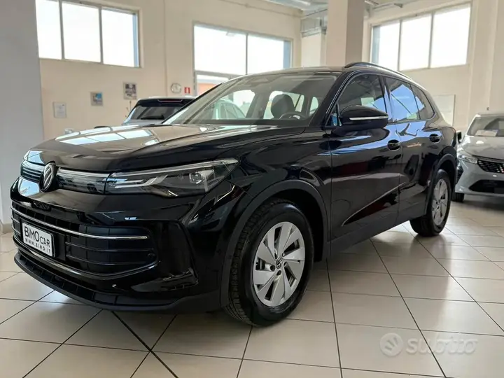 Volkswagen Tiguan 2025 photo 3
