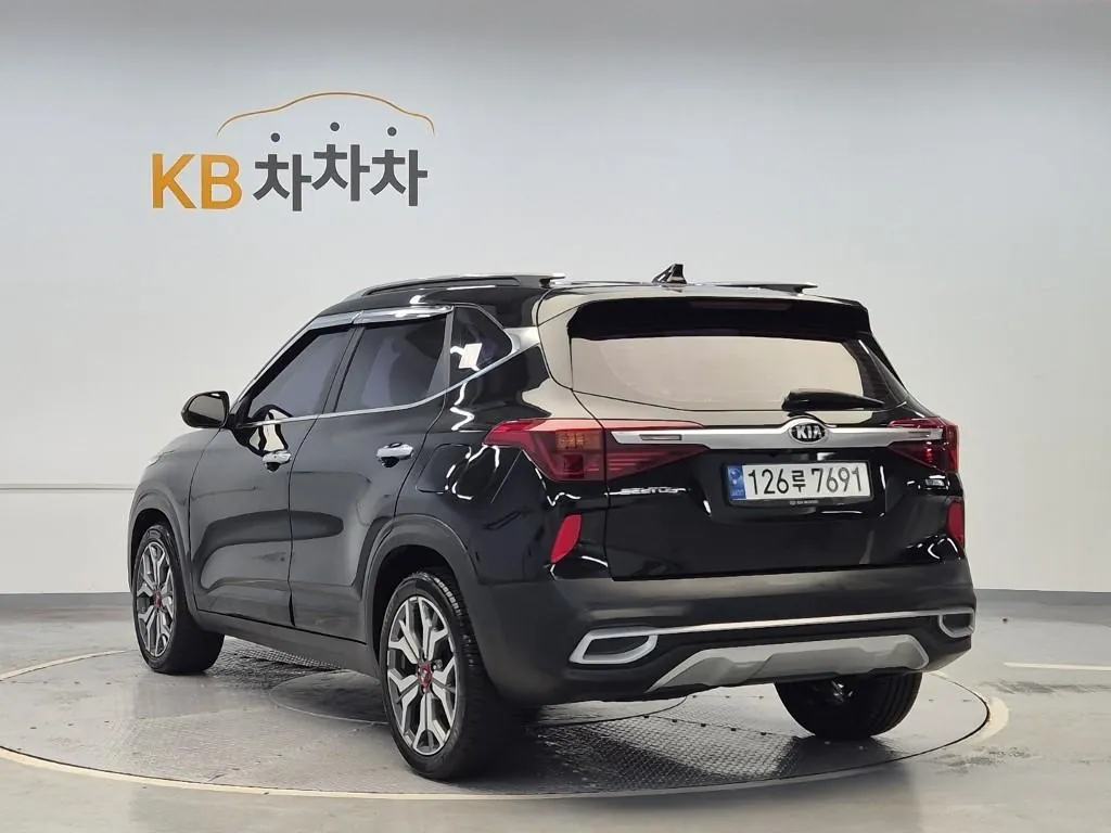 Kia Seltos 2020 photo 2