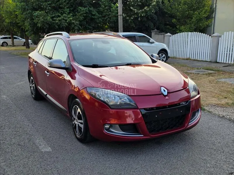 Renault Megane 2011 photo 4