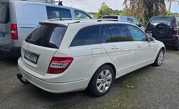 Mercedes-Benz C200 D 2011 photo 4