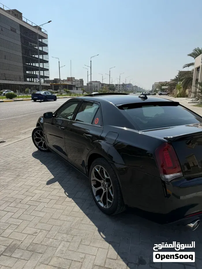 Chrysler 300 2015 photo 3
