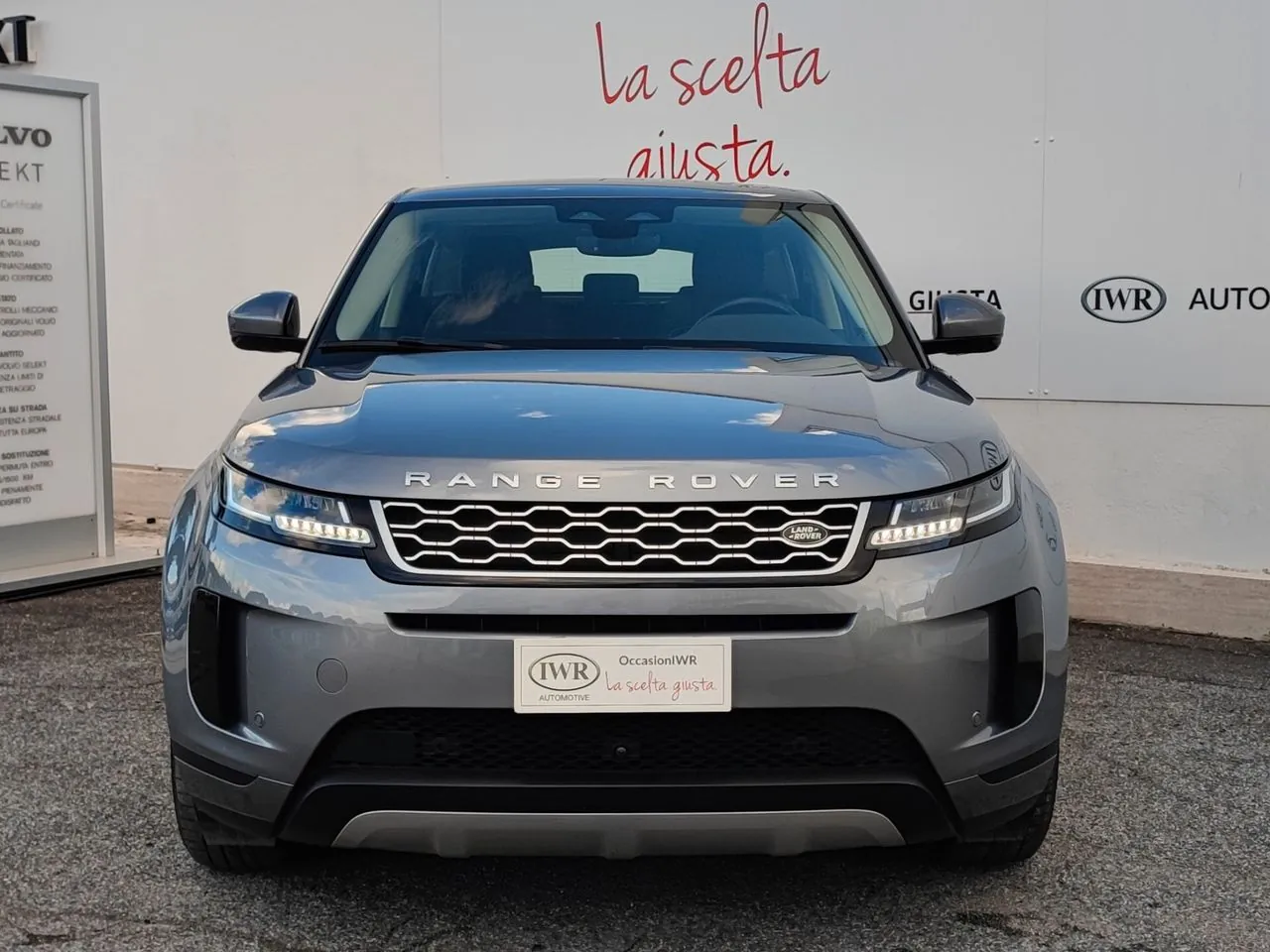 Land Rover Range Rover Evoque 2021 photo 2