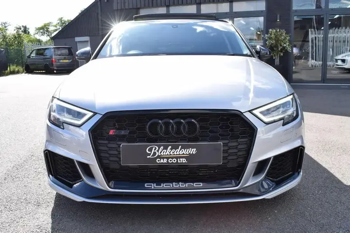 Audi Rs3 2019 photo 2