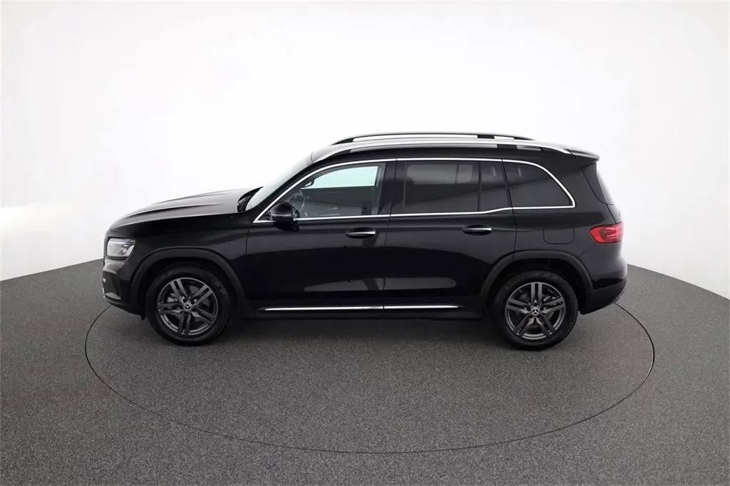 Mercedes-Benz Glb 2025 photo 3