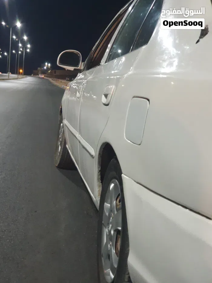 Hyundai Accent 2002 photo 2