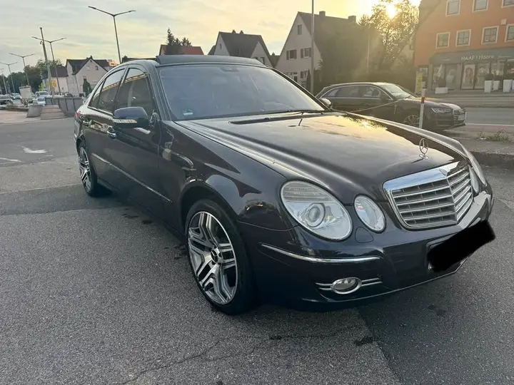Mercedes-Benz E 320