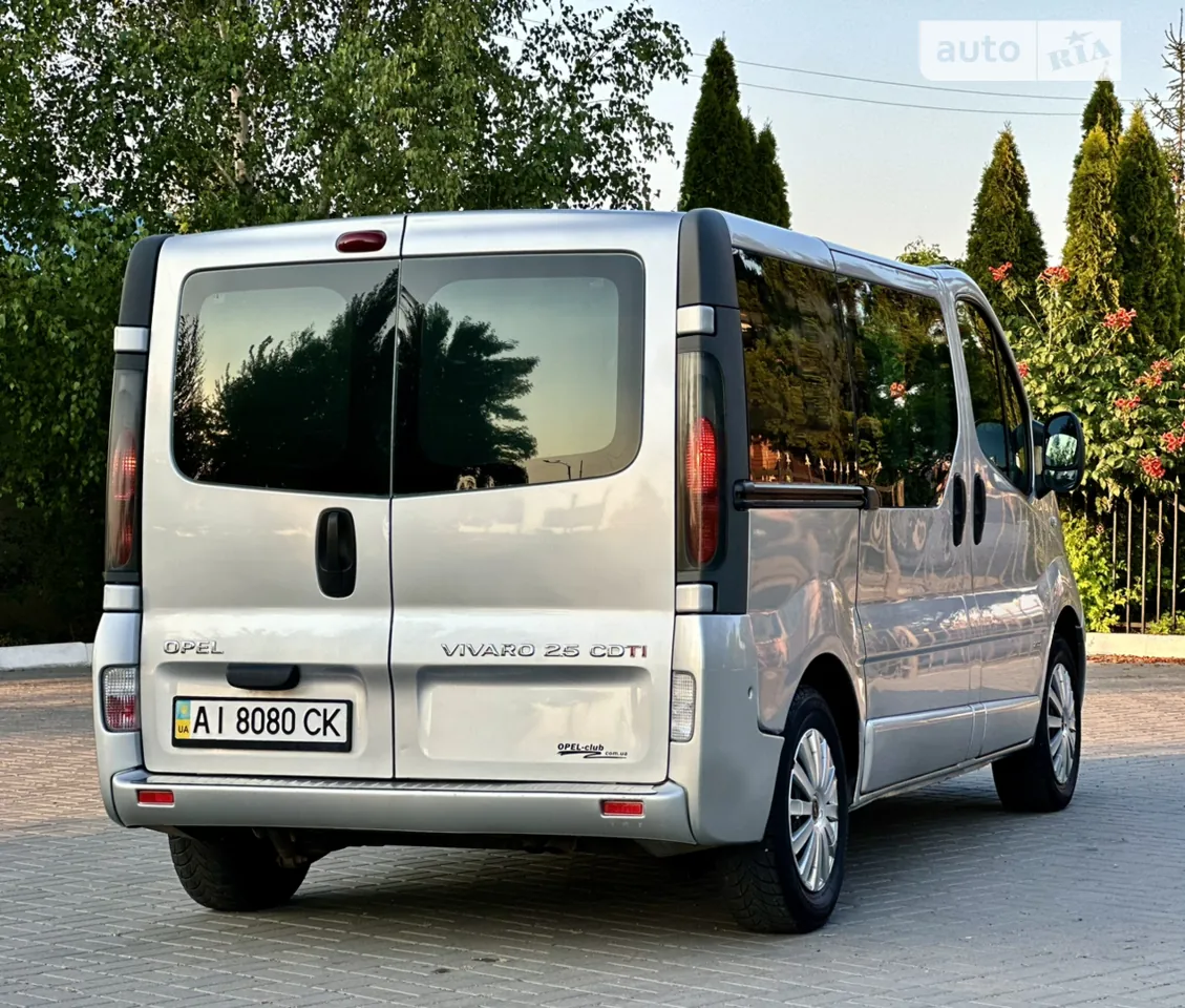 Opel Vivaro 2006 photo 4