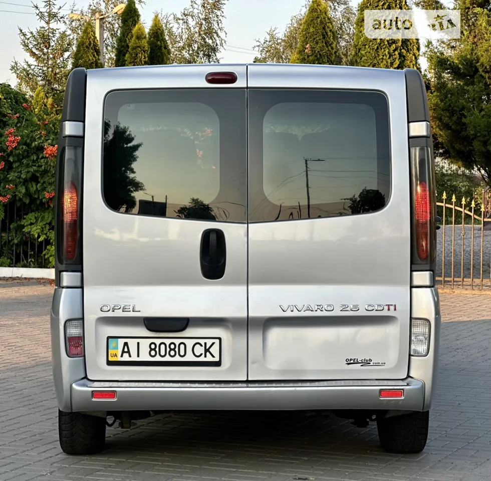 Opel Vivaro 2006 photo 3