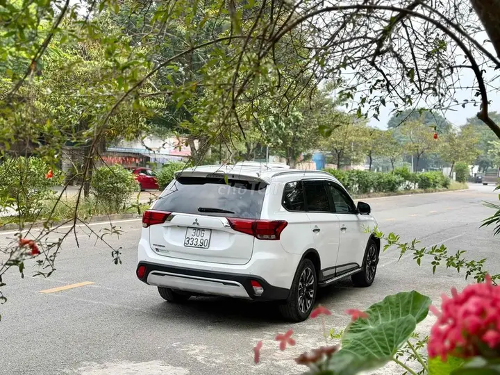 Mitsubishi Outlander 2020 photo 4