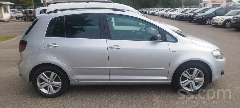 Volkswagen Golf Plus 2012 photo 4