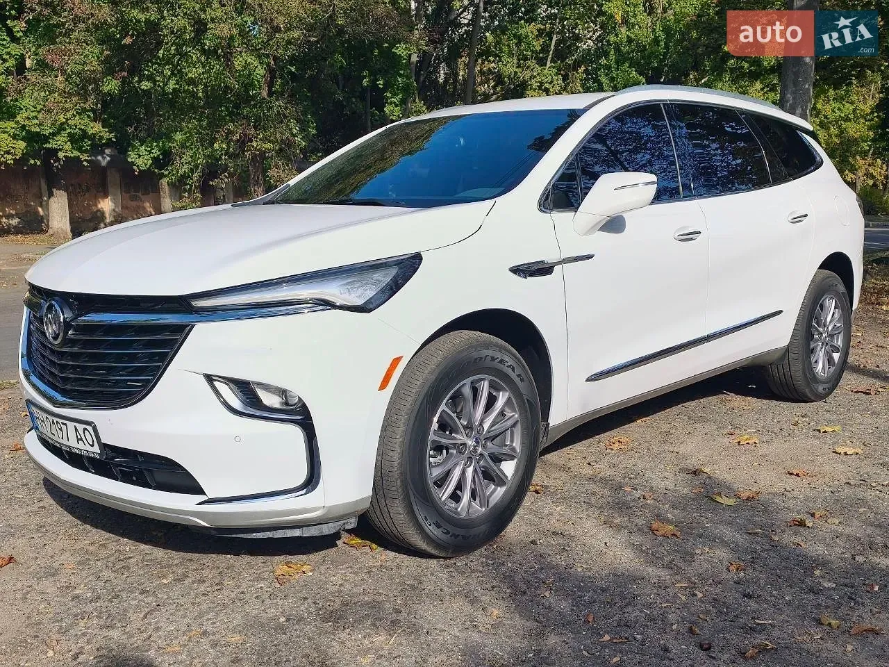 Buick Enclave 2022 photo 3