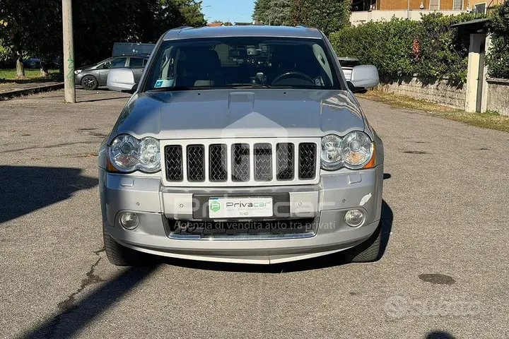 Jeep Grand Cherokee 2011 photo 2