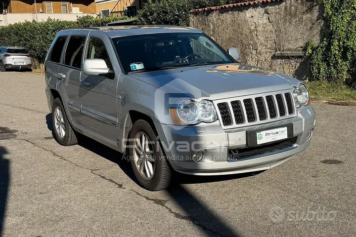 Jeep Grand Cherokee 2011 photo 3