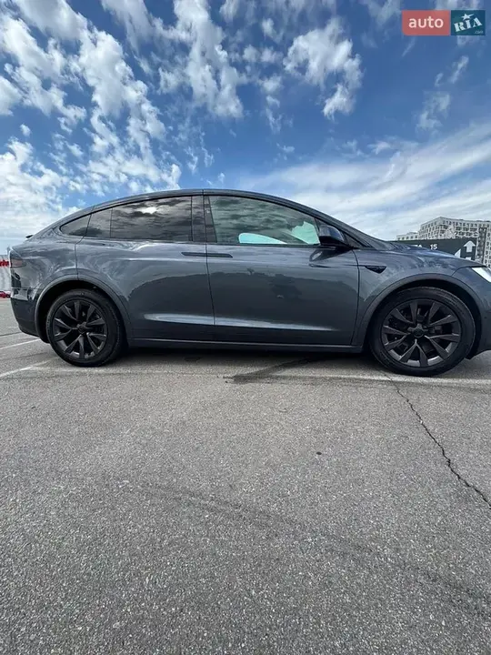 Tesla Model X 2022 photo 3