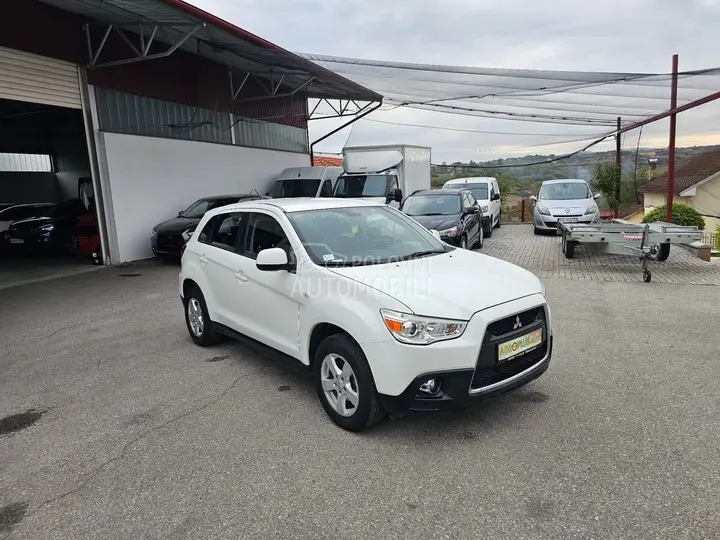 Mitsubishi Asx 2011 photo 5