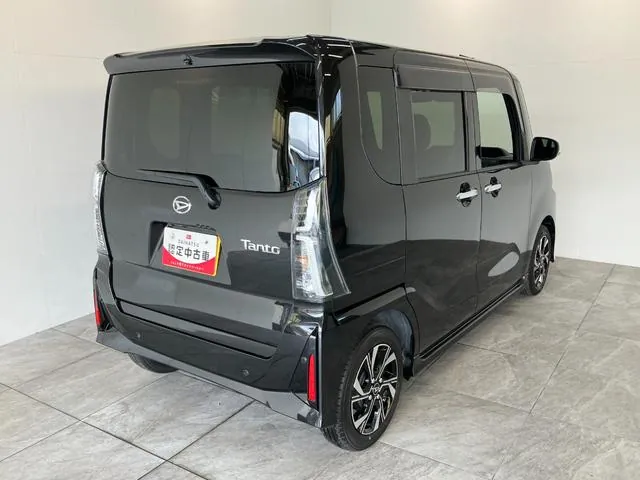 Daihatsu Tanto Custom X 2025 photo 3