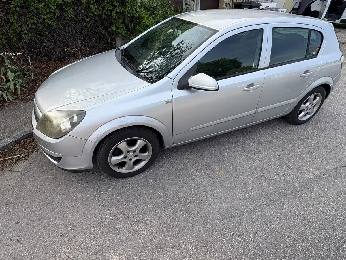 Opel Astra 2004 photo 3